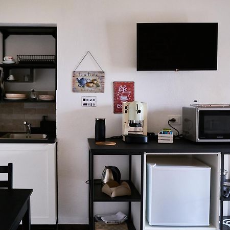 Eureka Room & Breakfast 皮耶特拉佩尔托萨 外观 照片